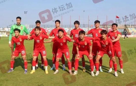 国外美女脚心比赛视频